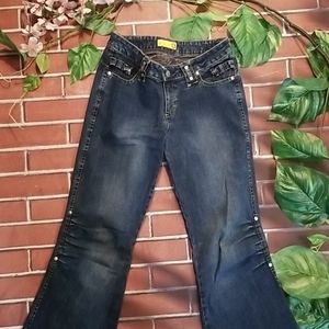 Gasoline jeans, flare legs, sz 3, gathered knees